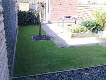 Kunstgras achtertuin Voorthuizen